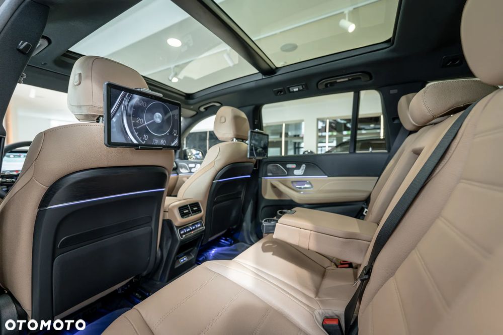 Mercedes-Benz GLS - 30
