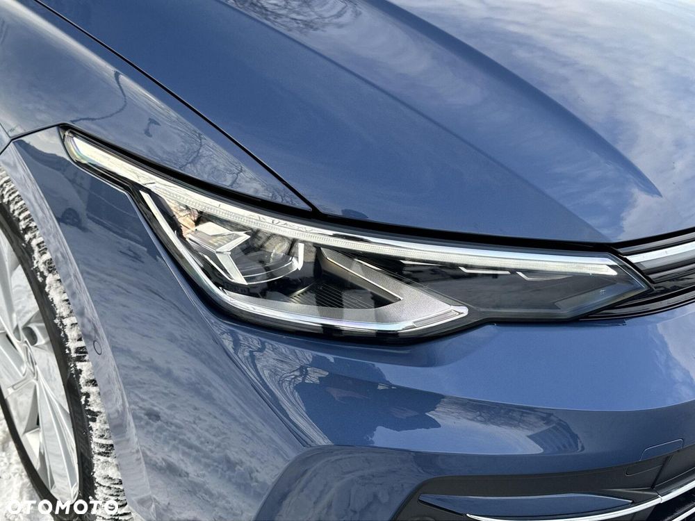 Volkswagen Golf - 36