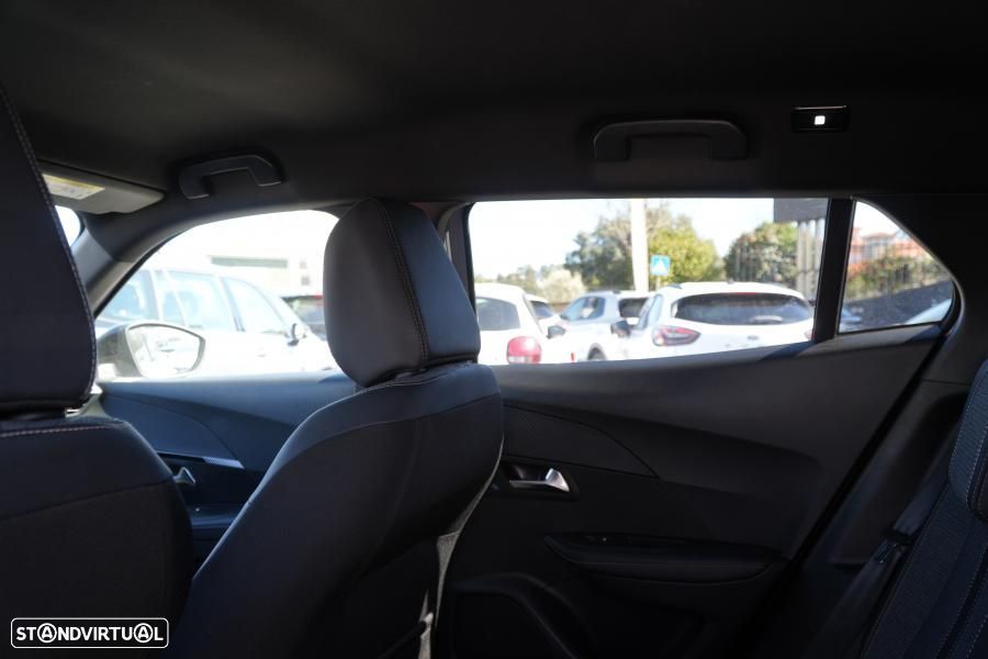 Peugeot 2008 PureTech 130 EAT8 Allure Pack - 8