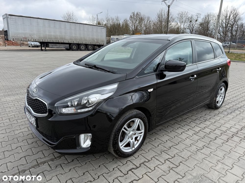 Kia Carens 1.6 GDI Dream-Team Edition - 3