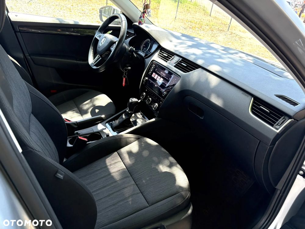 Skoda Octavia 2.0 TDI SCR Style DSG - 26