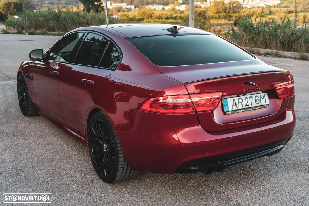 Jaguar XE 2.0 D R-Sport Aut. - 33