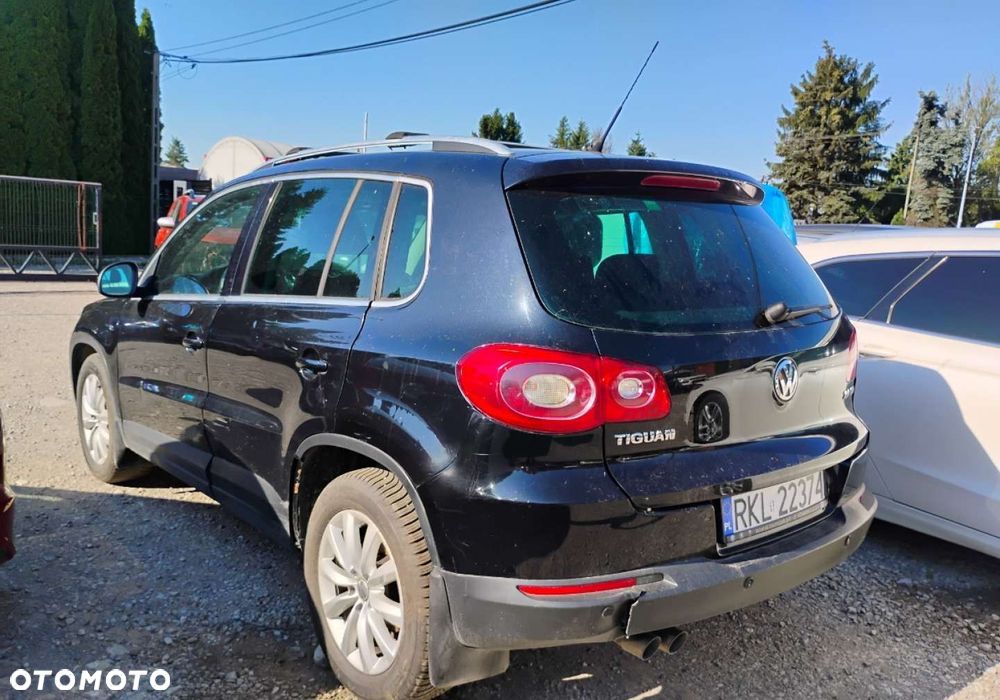 Volkswagen Tiguan - 4