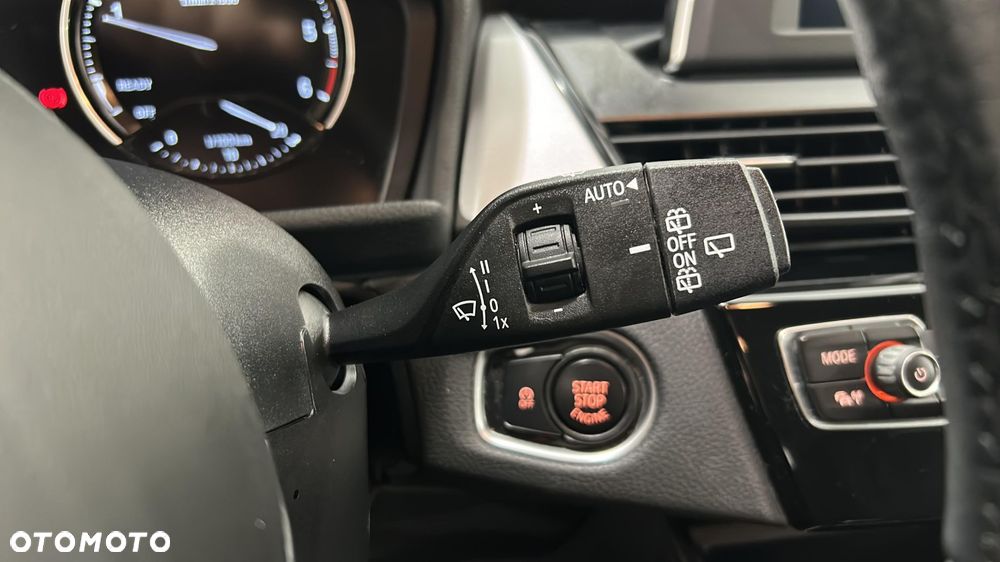BMW Seria 2 218d Advantage - 26