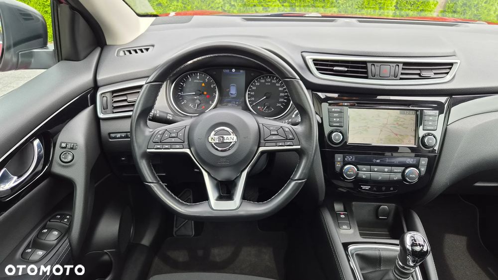 Nissan Qashqai 1.3 DIG-T N-WAY - 10