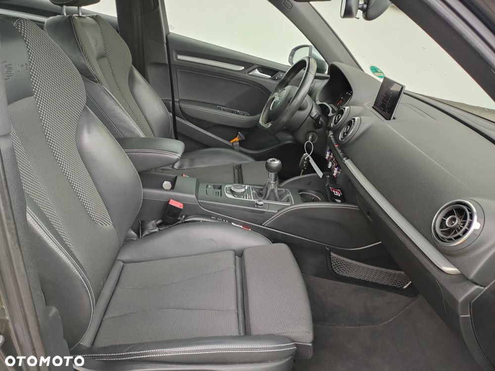 Audi A3 Limousine 1.6 TDI (clean diesel) S line Sportpaket - 17