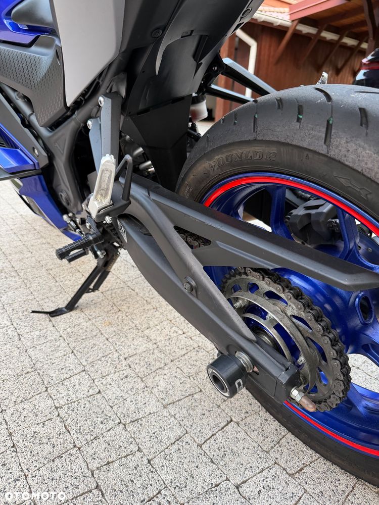 Yamaha R3 - 19
