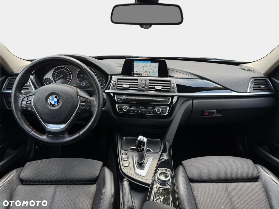 BMW Seria 3 318i GPF Sport Line - 12