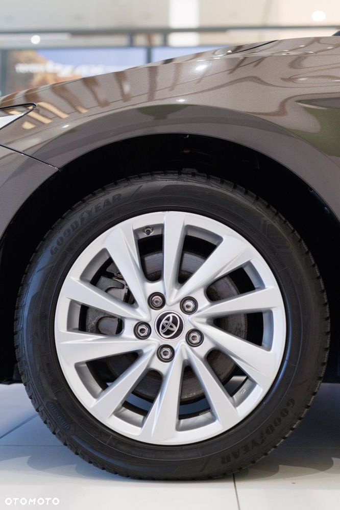 Toyota Camry 2.5 Hybrid Comfort CVT - 15