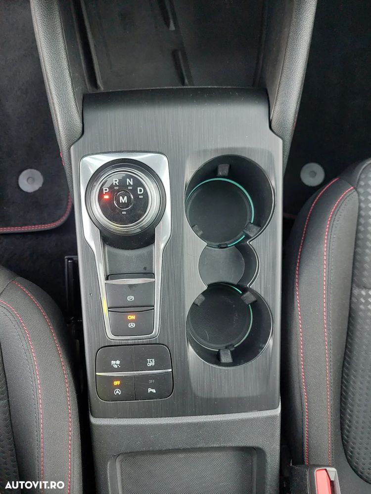 Ford Focus 1.5 Ecoboost ST-Line - 11