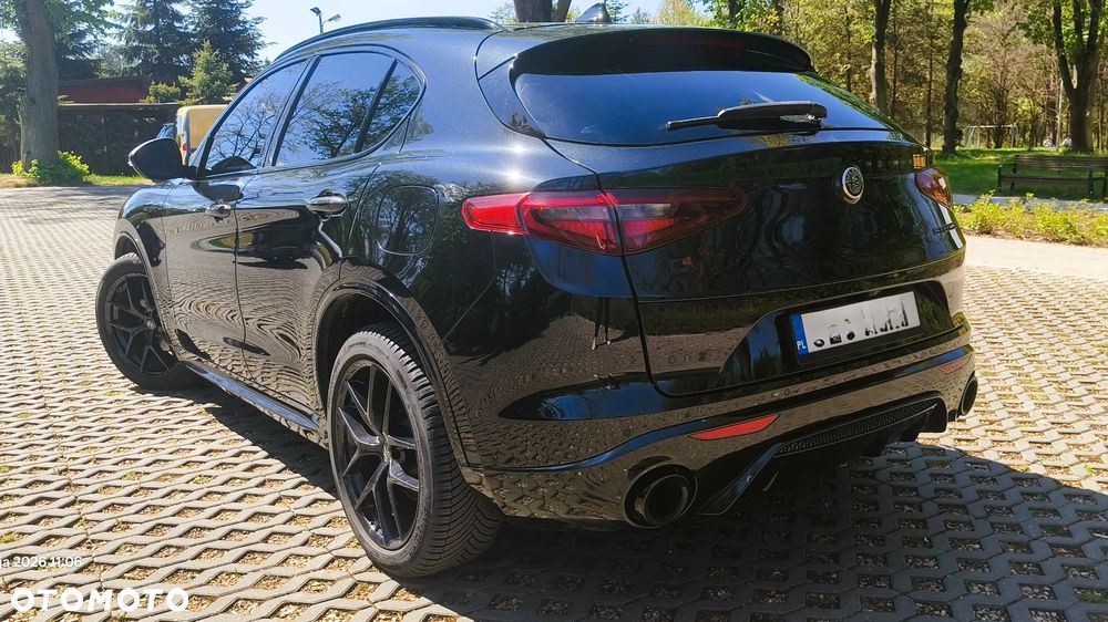 Alfa Romeo Stelvio 2.0 Turbo 16V AT8-Q4 Estrema - 16
