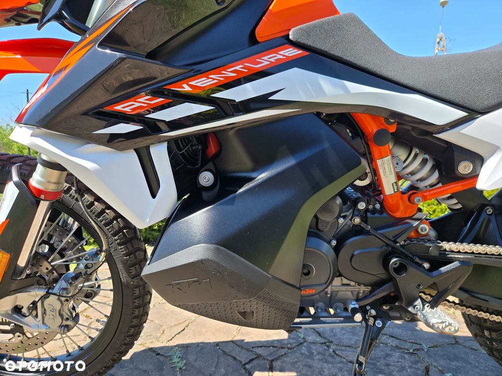KTM Adventure - 17