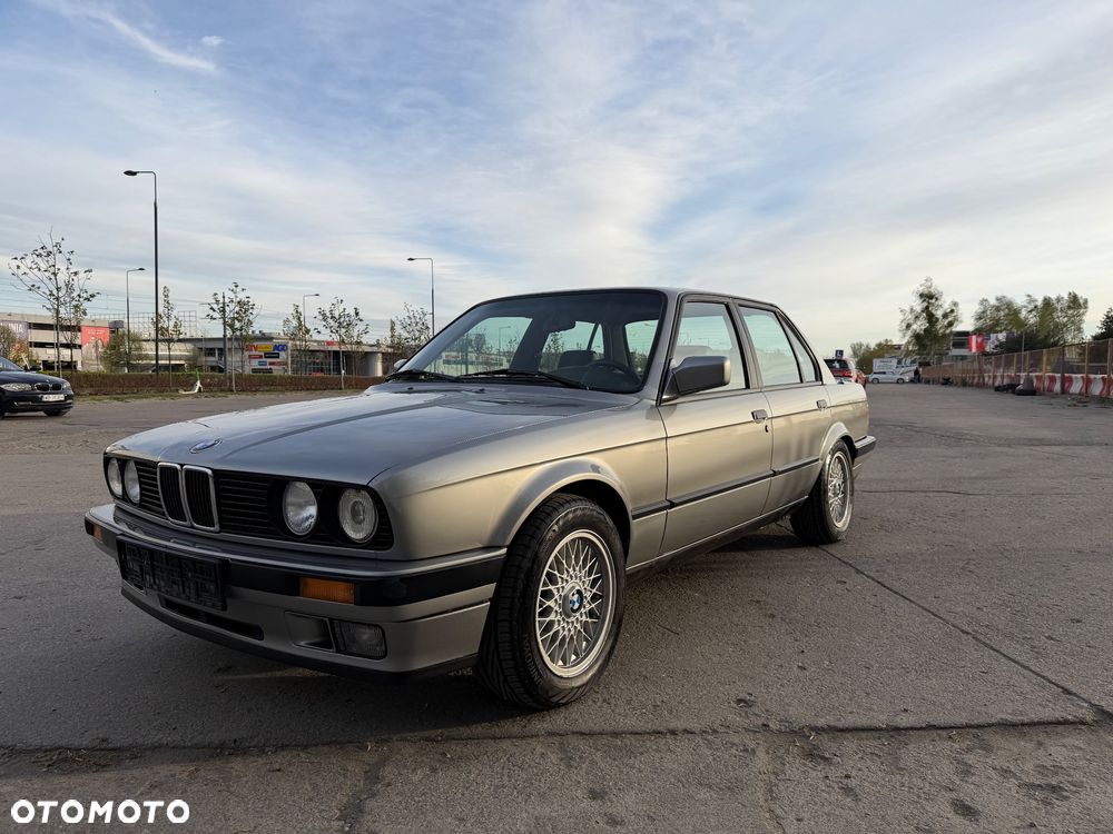 BMW Seria 3 325i - 15