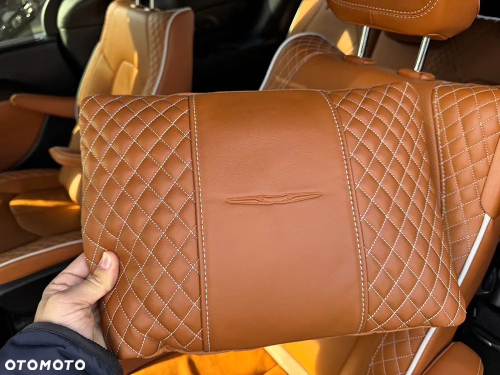 Chrysler Pacifica - 23