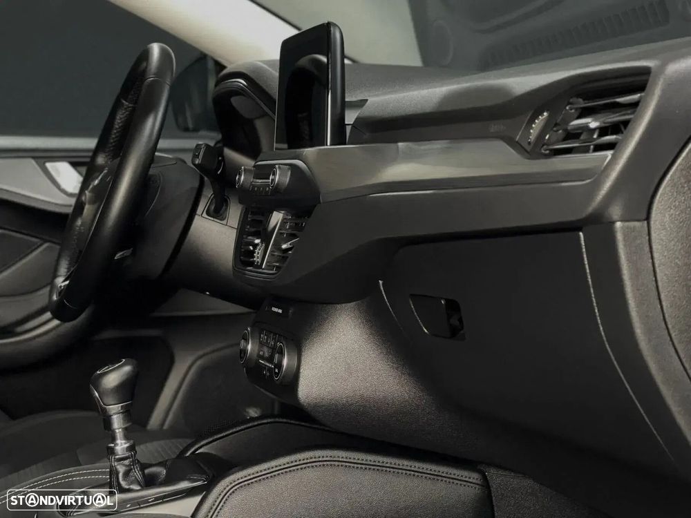 Ford Focus - 9