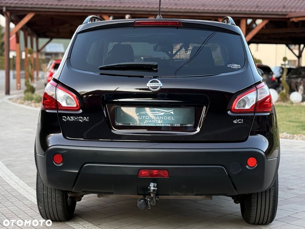 Nissan Qashqai 2.0 dCi 4 x 4 DPF tekna - 16