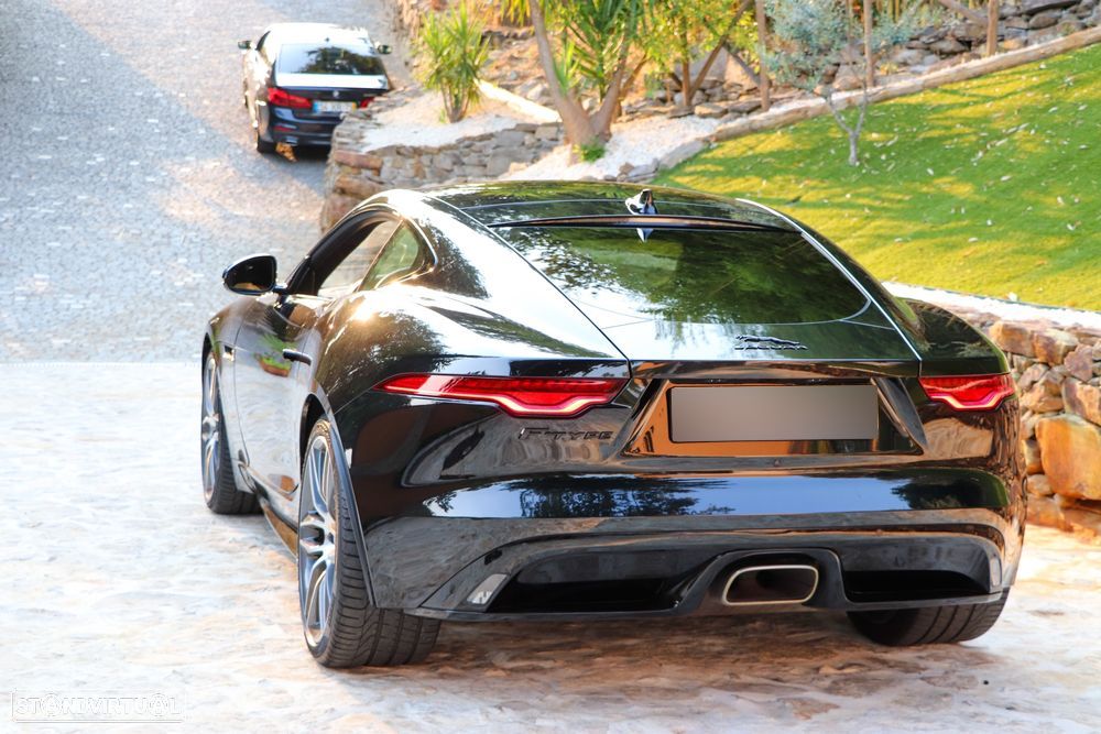 Jaguar F-Type 2.0 i4 R-Dynamic Black - 11