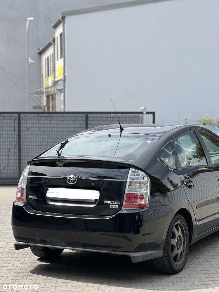 Toyota Prius 1.5 VVT-i Sol (nav) - 2