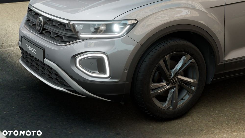Volkswagen T-Roc - 13