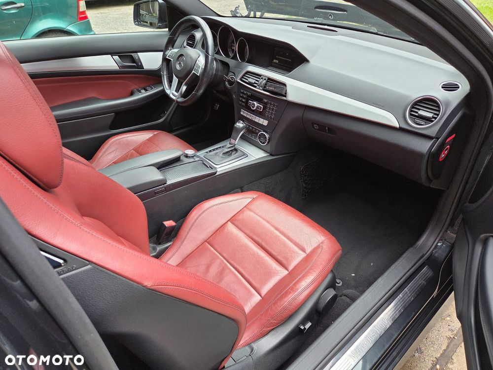 Mercedes-Benz Klasa C 220 CDI DPF (BlueEFFICIENCY) 7G-TRONIC - 5