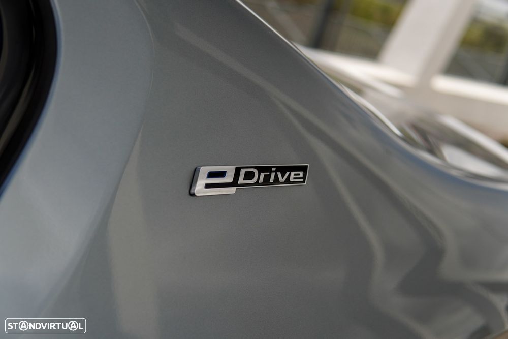 BMW 530 e Pack Desportivo M - 10