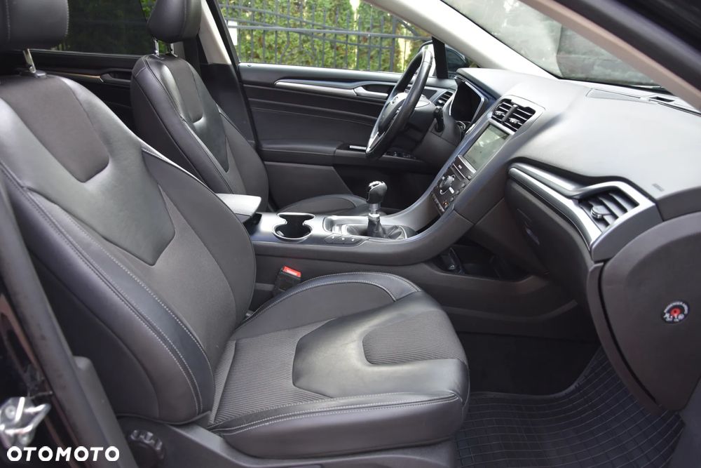 Ford Mondeo 1.5 EcoBoost Titanium - 18