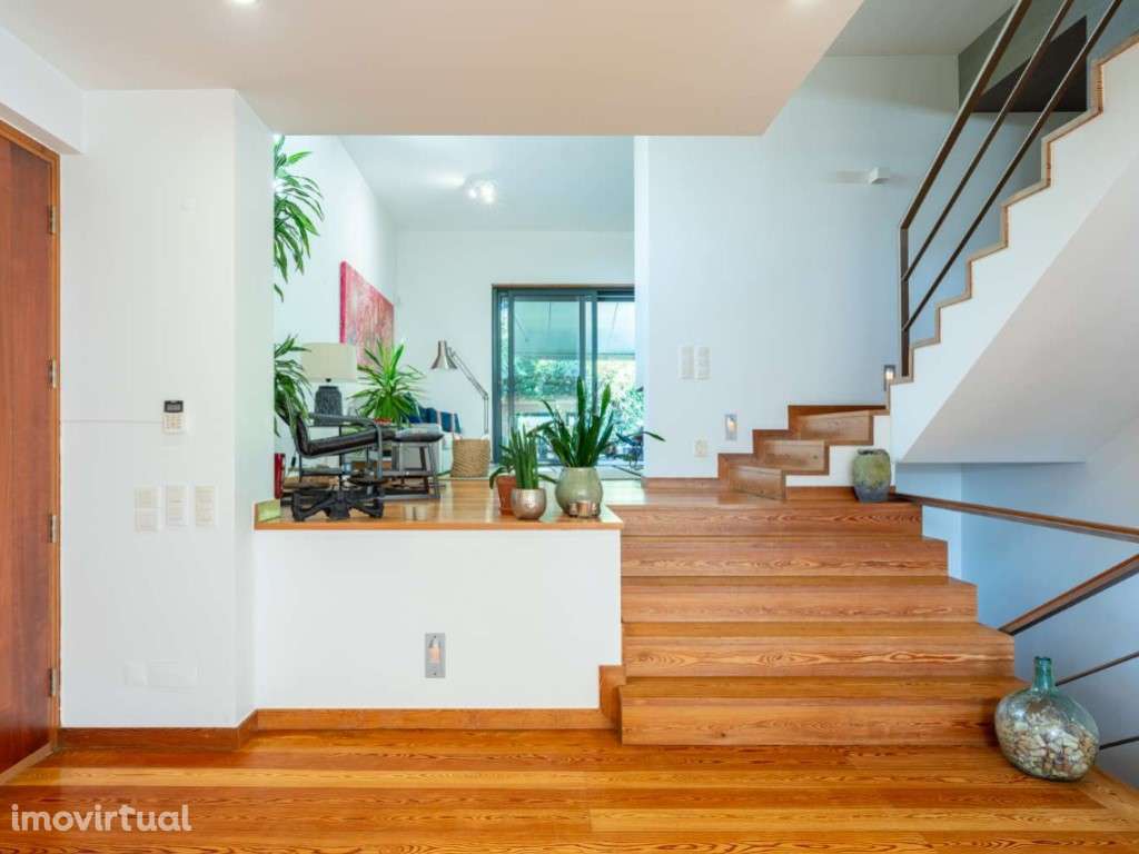 Moradia T5 com piscina e jardim em Cascais - Grande imagem: 3/49