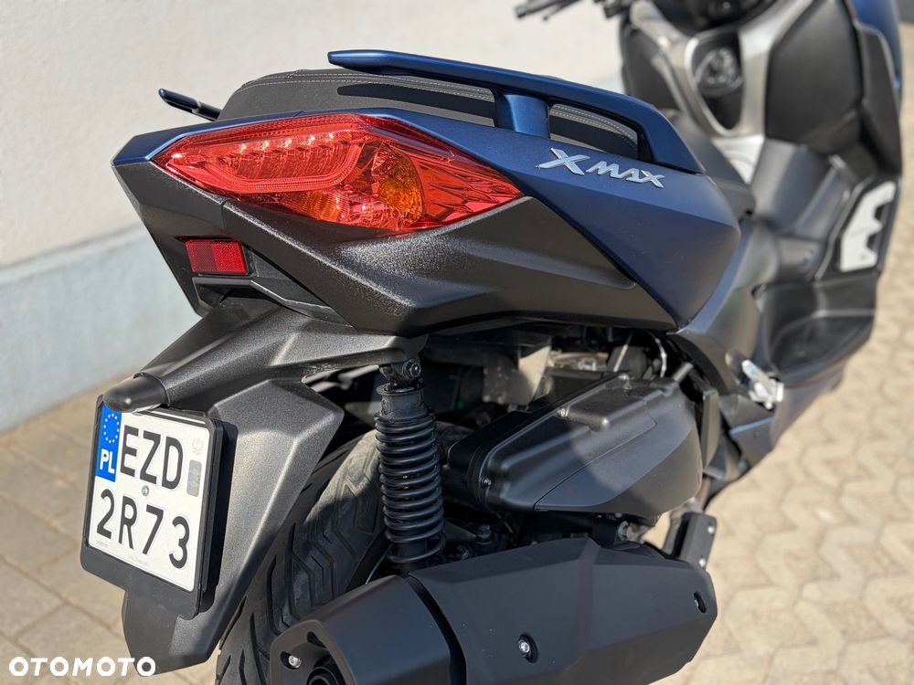 Yamaha X-max - 8