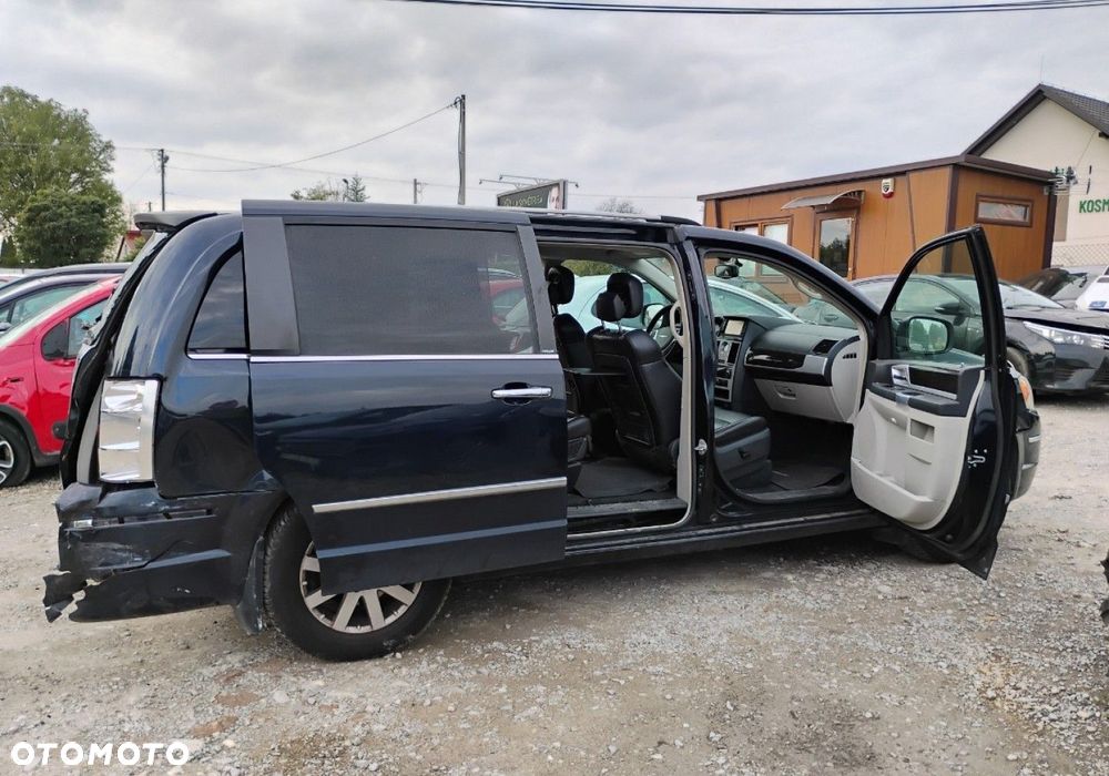 Chrysler Grand Voyager - 14