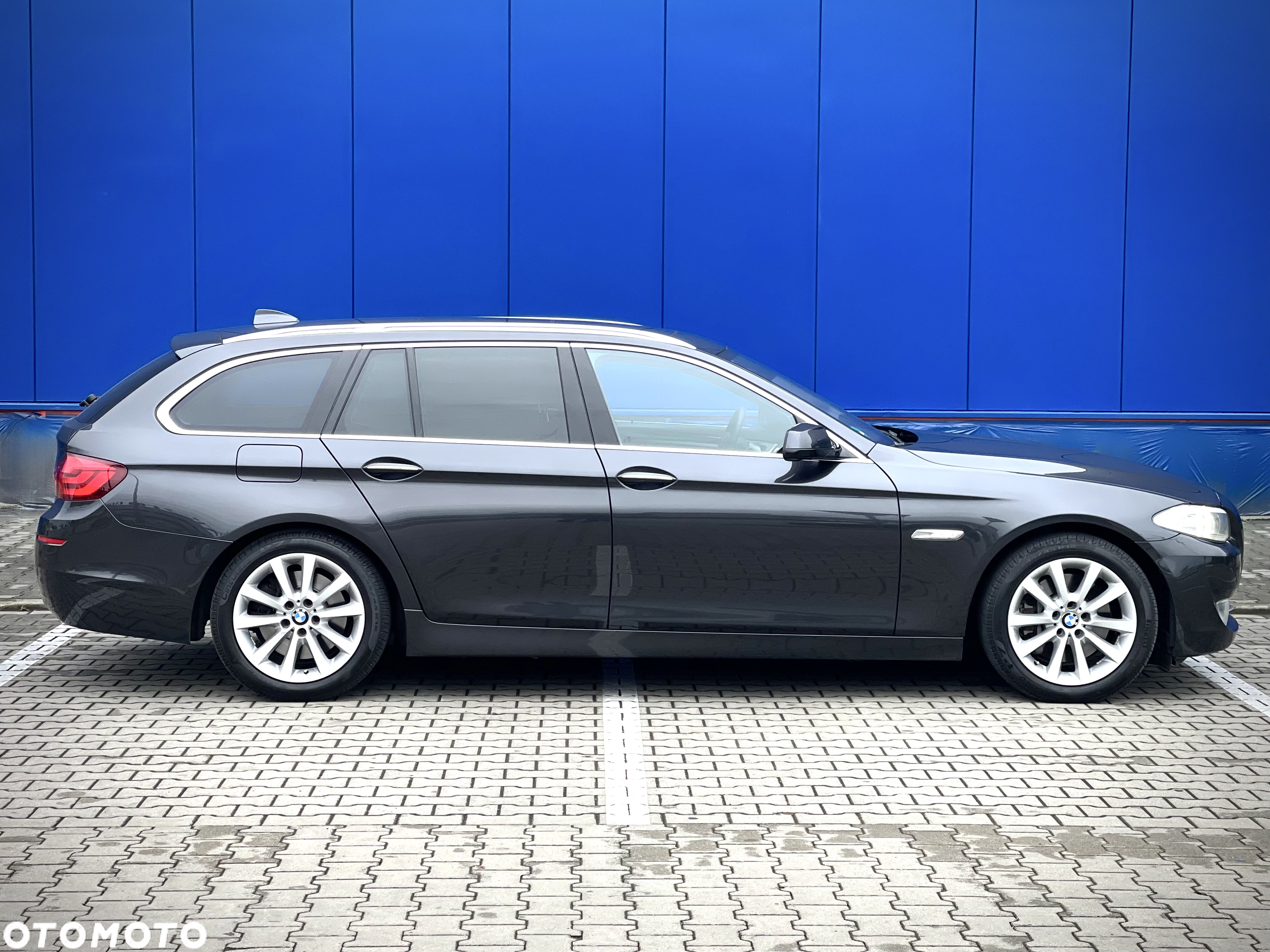 BMW Seria 5 530d xDrive Touring - 5