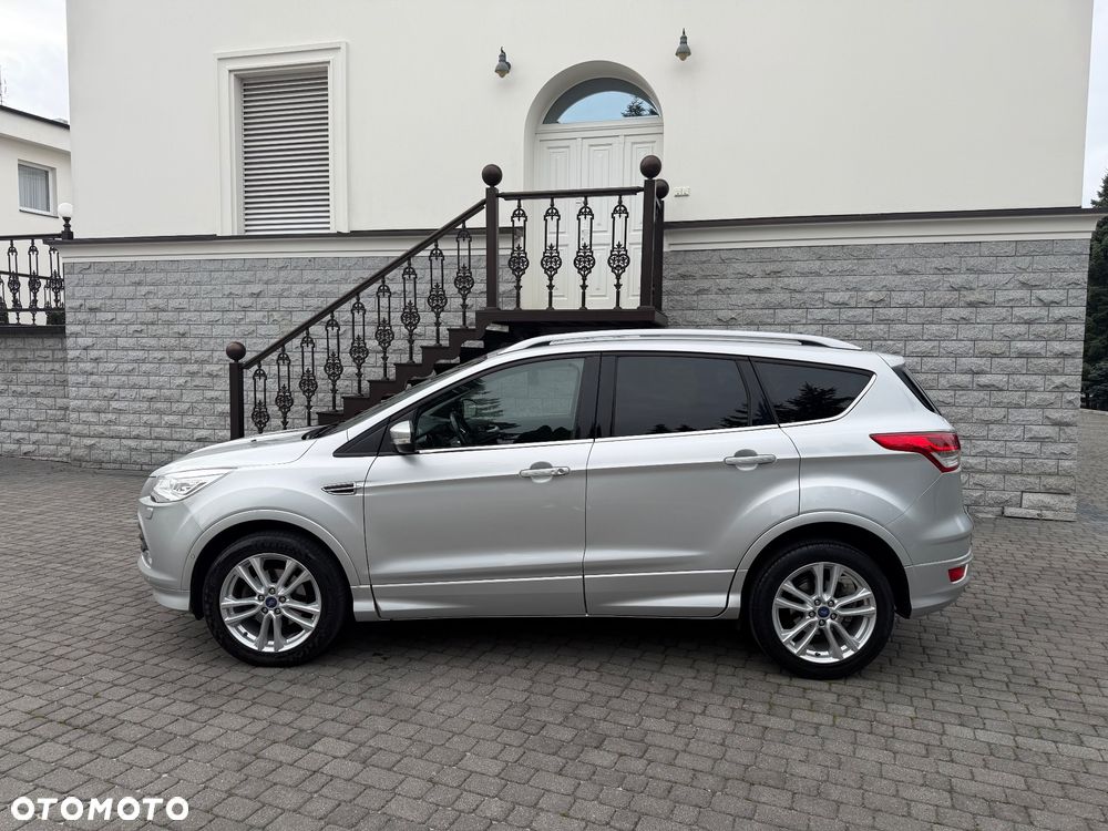 Ford Kuga 1.5 EcoBoost 2x4 Titanium - 15