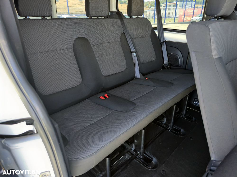Renault Trafic - 10