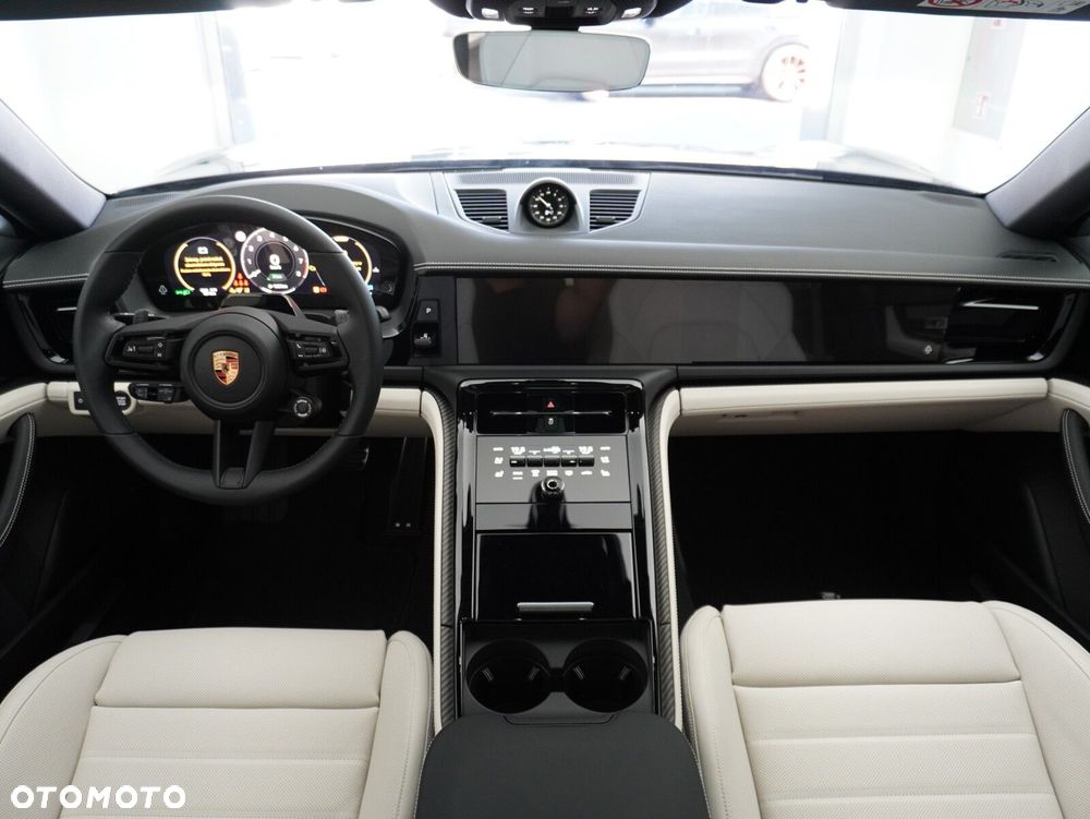 Porsche Panamera 4S E-Hybrid PHEV - 37