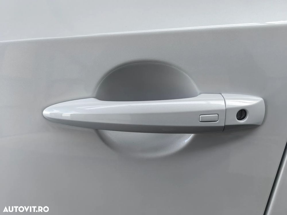 Nissan Qashqai 1.3 l 156CP X-Tronic 4WD MHEV Tekna Plus - 12