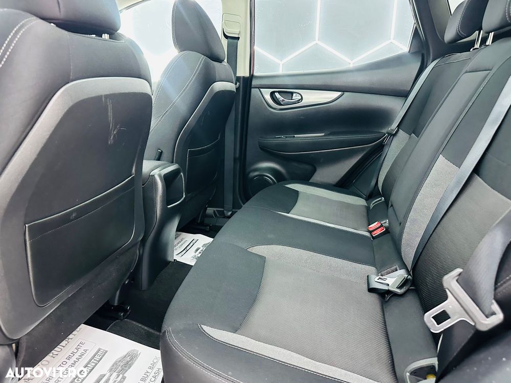Nissan Qashqai 1.2 DIG-T Xtronic N-Connecta - 15