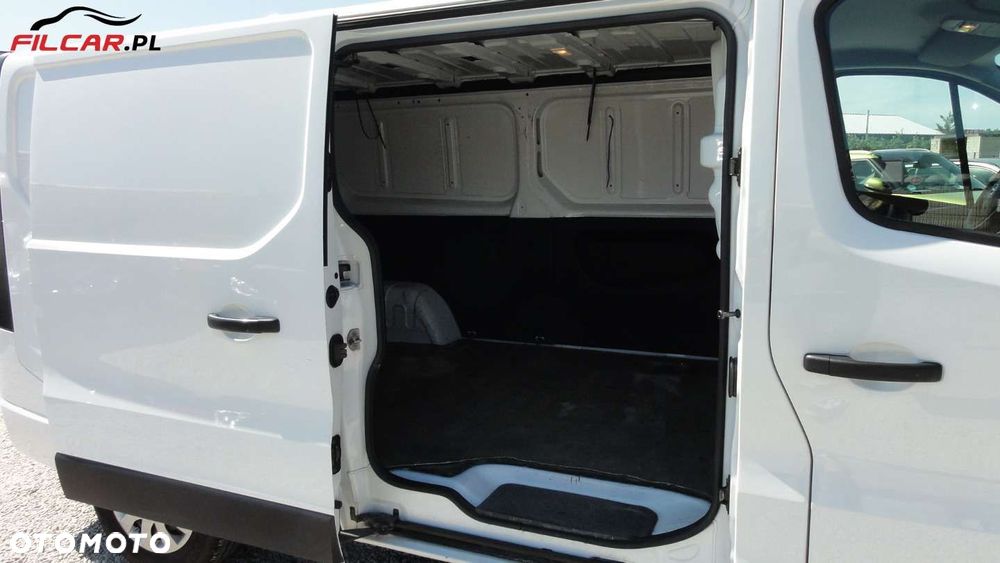 Opel VIVARO - B - 17