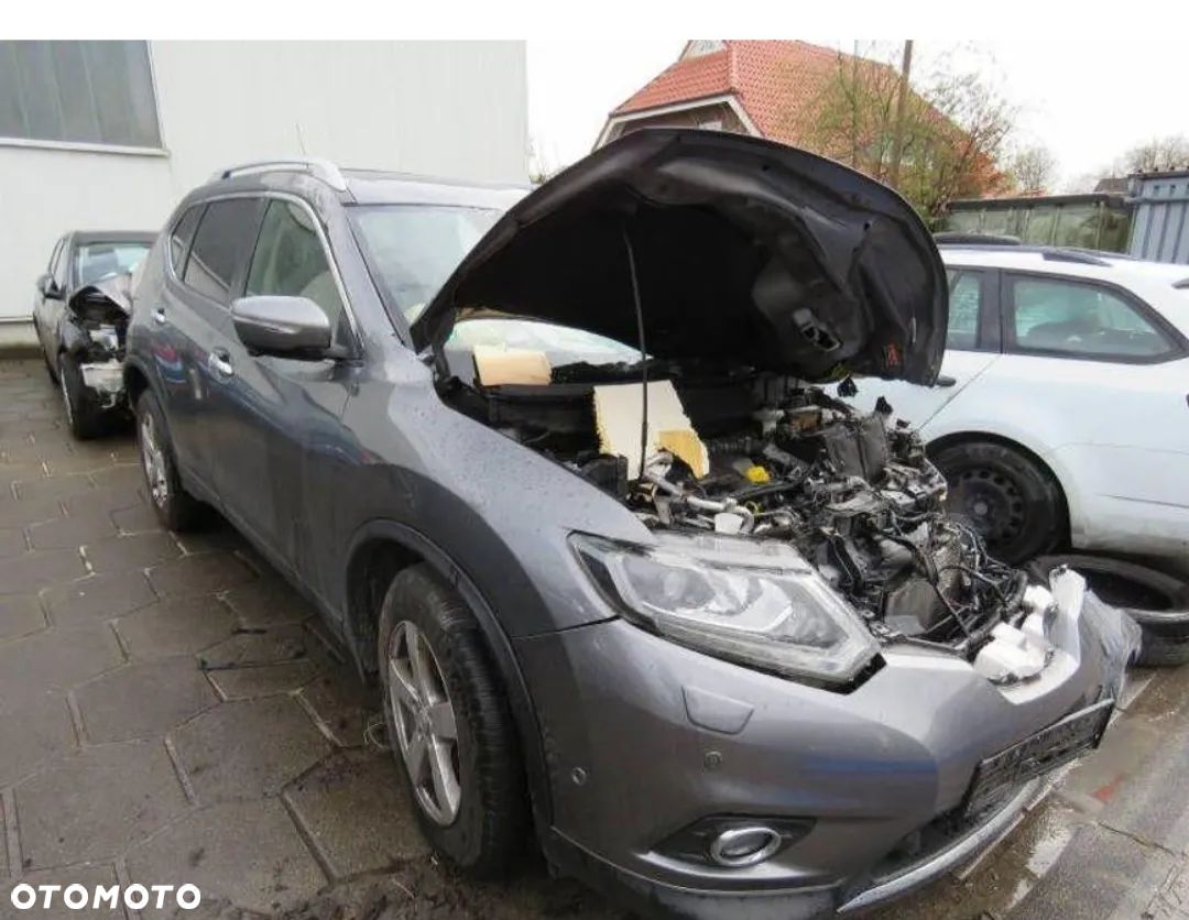 Nissan X-Trail 1.6 DCi Xtronic Tekna - 1