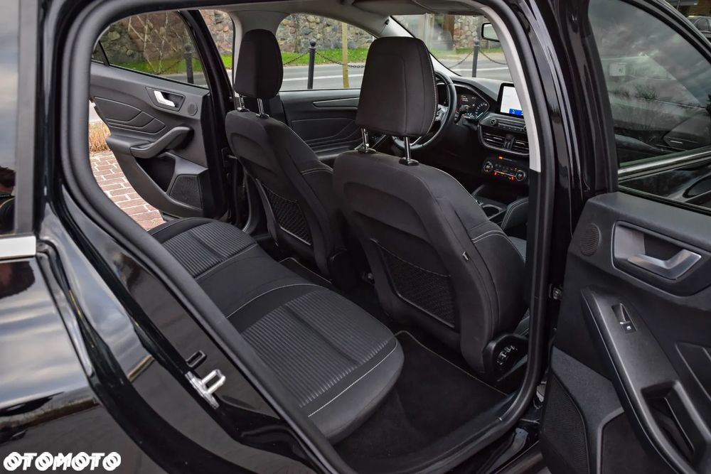 Ford Focus 1.5 EcoBoost Titanium X - 22