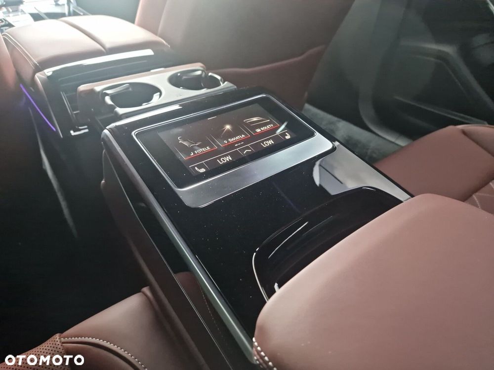 Audi S8 - 29
