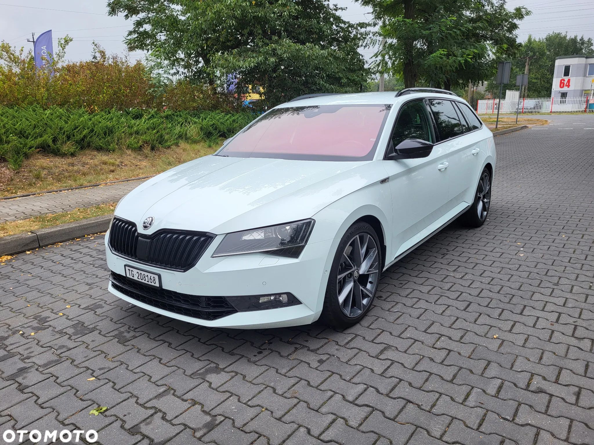 Skoda Superb 2.0 TSI 4x4 DSG Sportline - 1