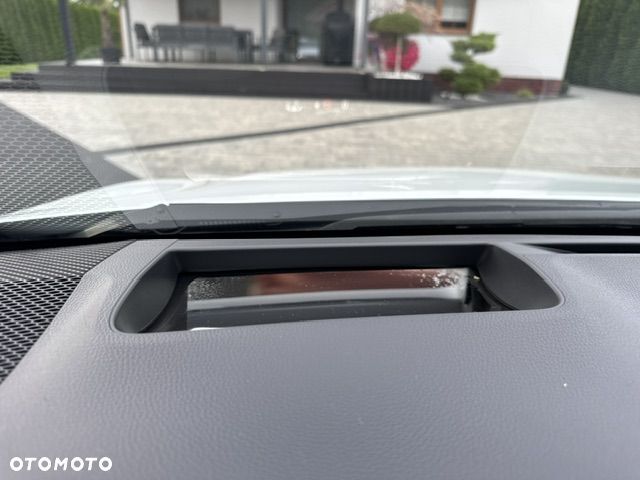 Toyota Corolla - 27