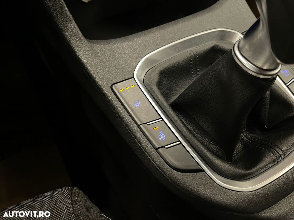 Hyundai i30 1.5 110CP M/T Highway - 22