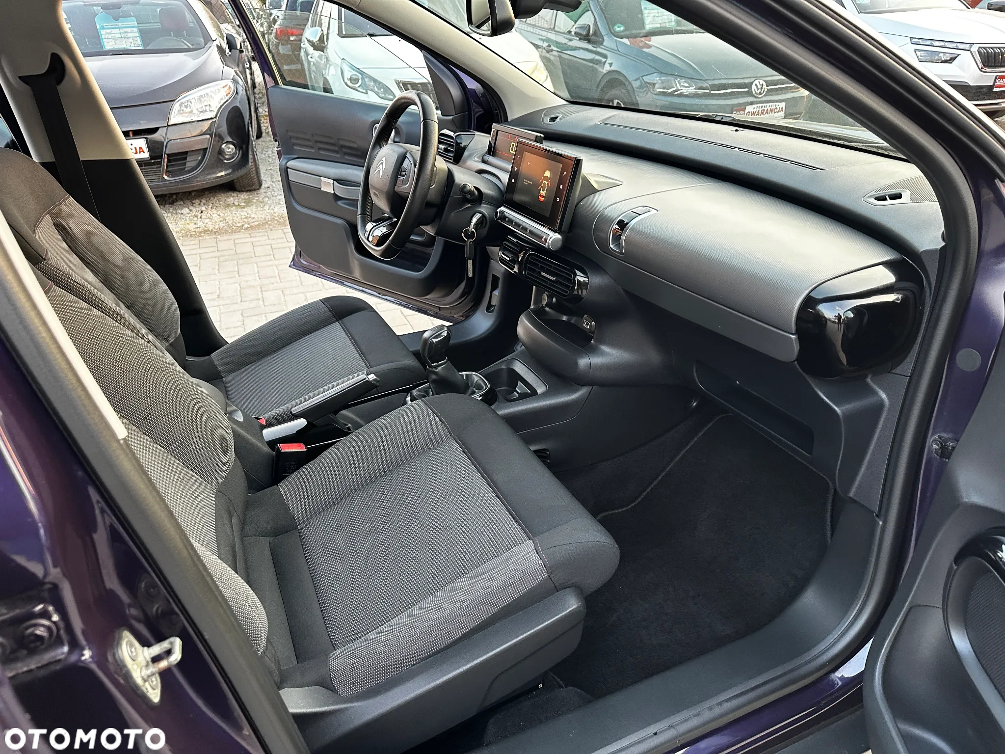 Citroën C4 Cactus - 23