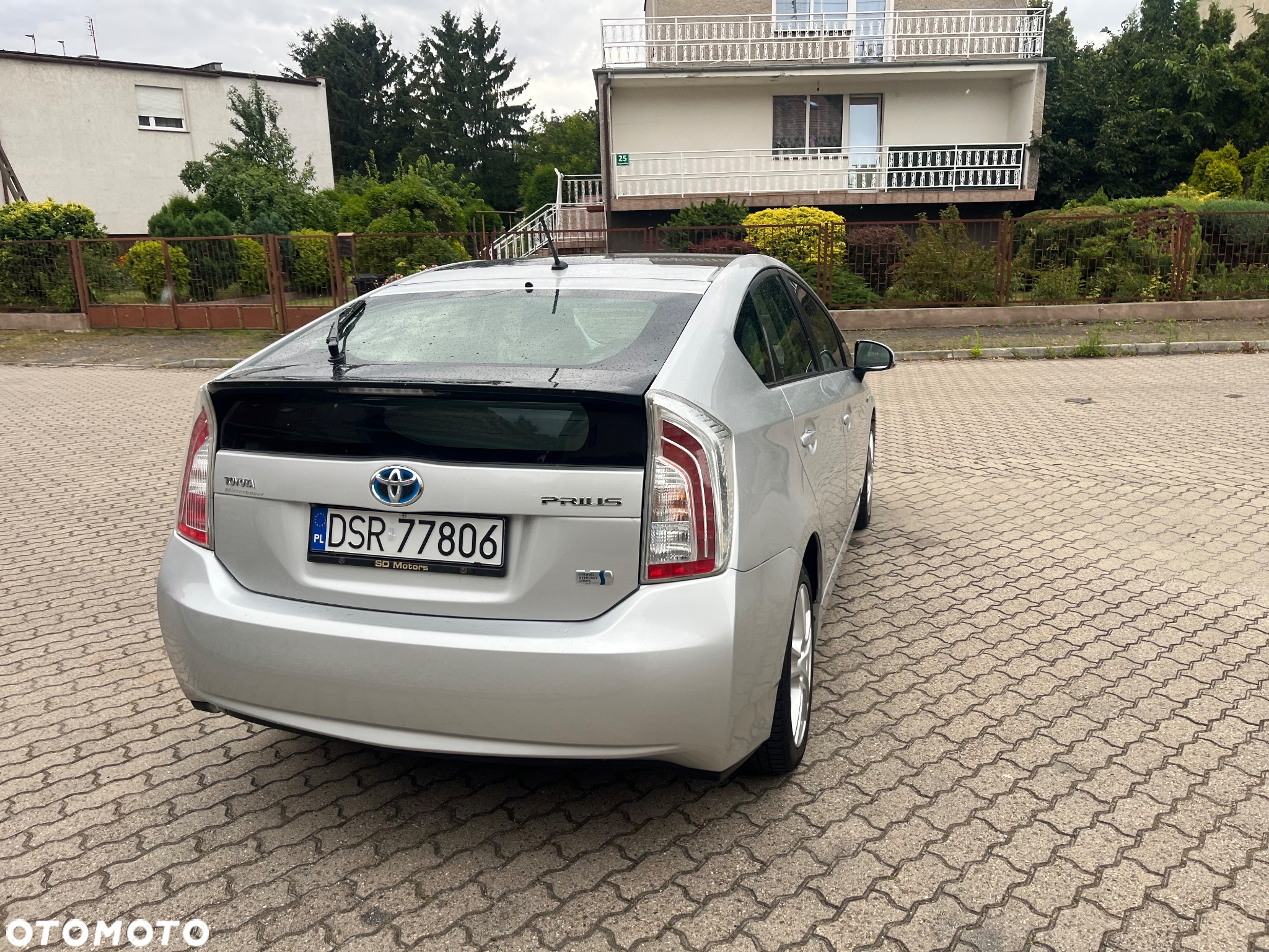 Toyota Prius (Hybrid) Comfort - 5