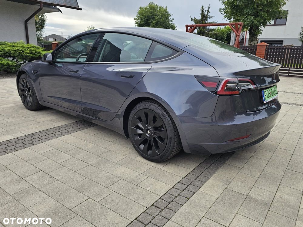 Tesla Model 3 2021 photo 4