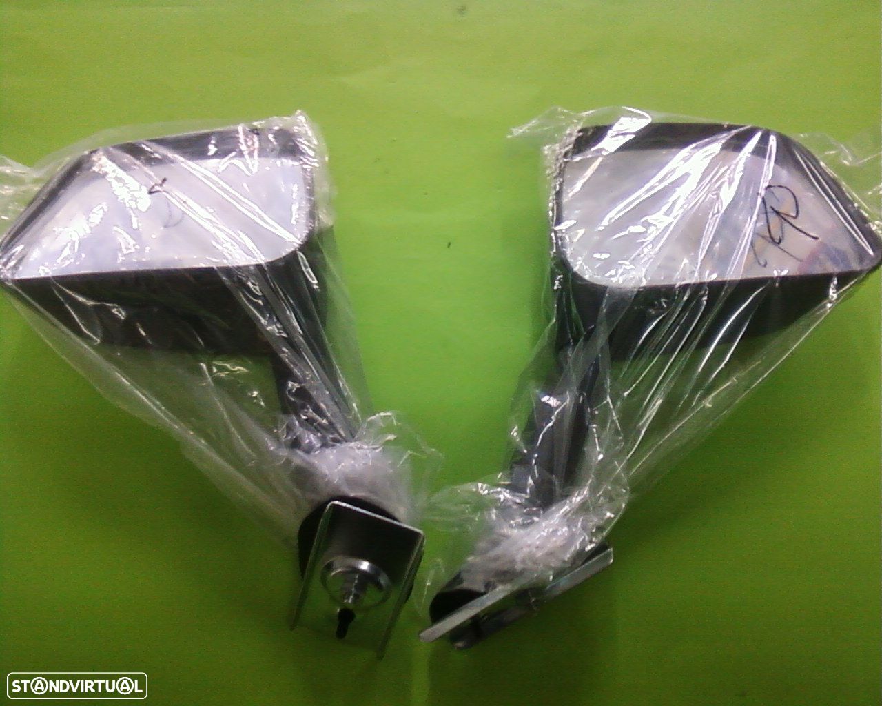 espelhos de guarda-lamas Datsun pickup  720 (NOVOS) - 1
