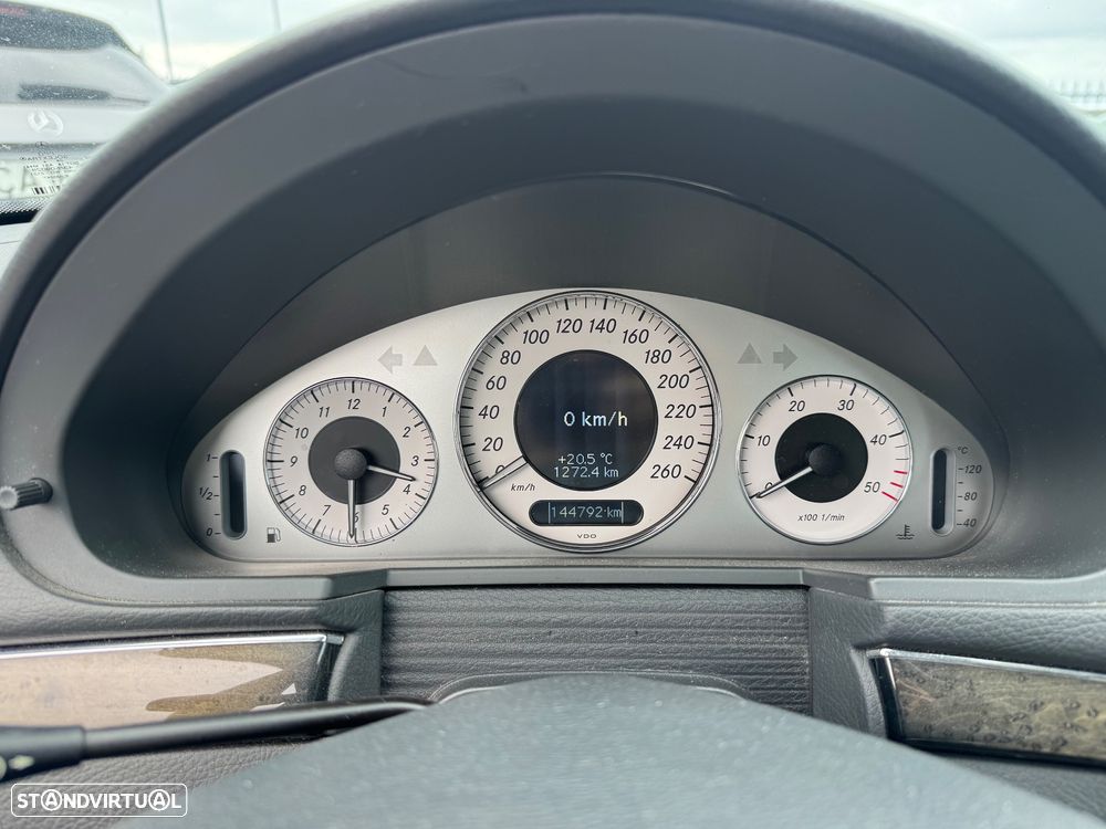 Mercedes-Benz E 220 CDi Avantgarde Aut. - 17