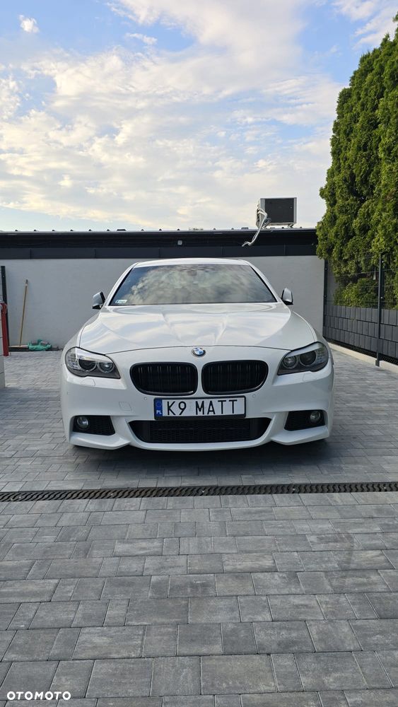 BMW Seria 5 525d xDrive - 5