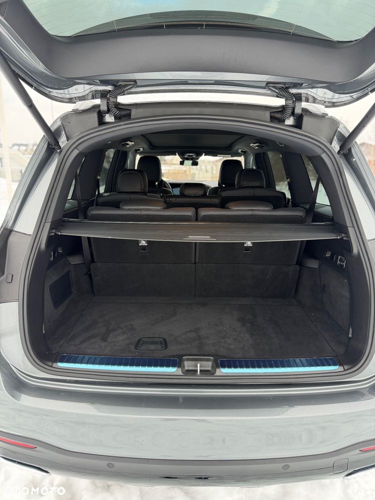 Mercedes-Benz GLS - 8