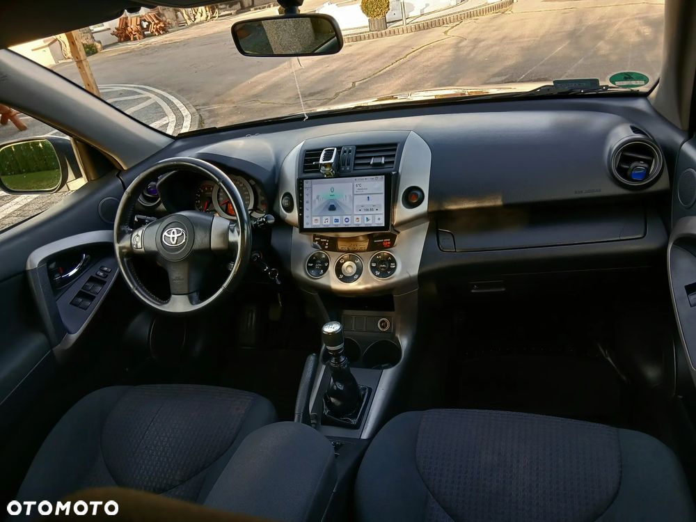 Toyota RAV4 2.2 D-CAT 4x4 Sol - 34